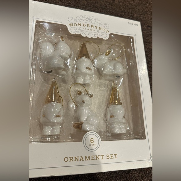 NEW! Lot of 2! Wondershop White and Gold Ornament Sets. Nice Holiday gifts - Picture 2 of 4